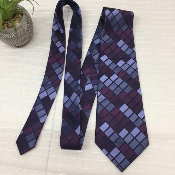 Geoffrey Beene Blue Purple Square Window Pane Pattern Classic Silk Tie - Picture 2 of 6